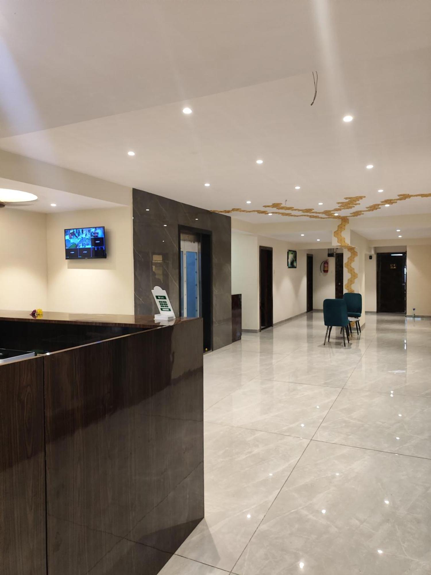 New Balaji Residency By Glitz Hotels Ulhasnagar Exterior photo